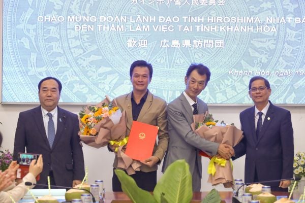 Khanh Hoa and Hiroshima Collaborate to Develop the Pearl Industry